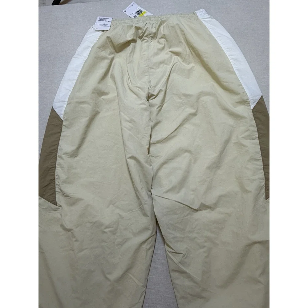 Nike Club Woven Track Pants Oversize HQ6114-234 Men's Size Small NWT